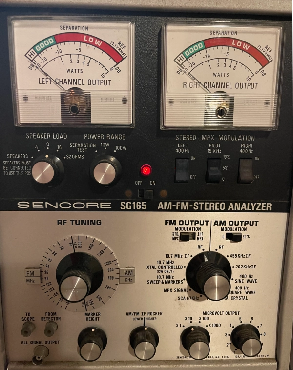 Sencore SG165 AM-FM Stereo Analyzer